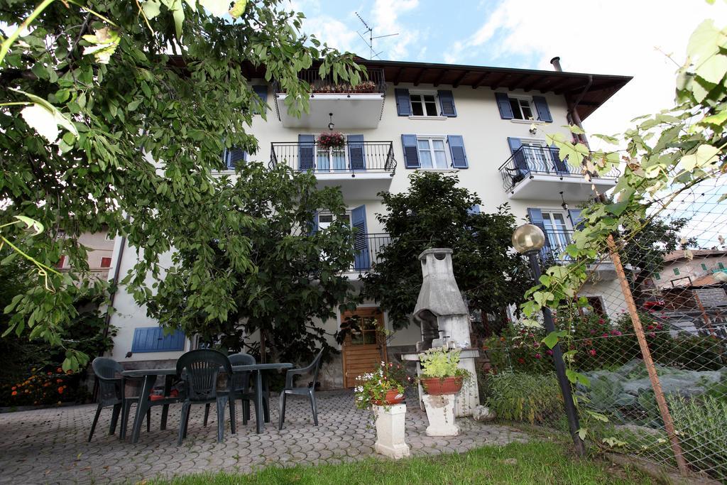Agritur Al Canyon Villa Cloz Exterior photo